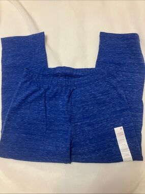 NWT Kohls SO Favorite Blue/white  Capri Size 10/12. 24” long 11” waist